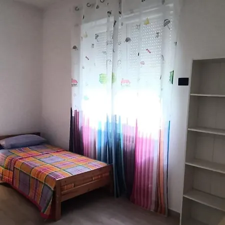 Mare Monti Apartment *